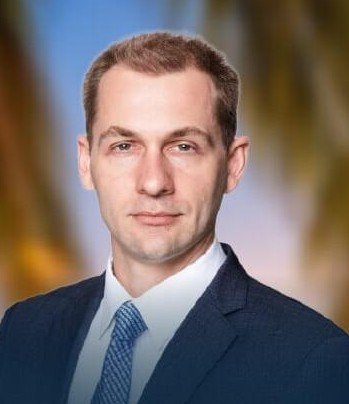 Julian Stroleny